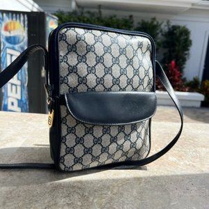 Vintage GG Gucci Crossbody Bag